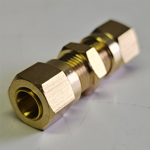 Union double à bague imperdable D6mm PRESSRO22.06.06 Union double à bague imperdable D6mm PRESSRO22.06.06